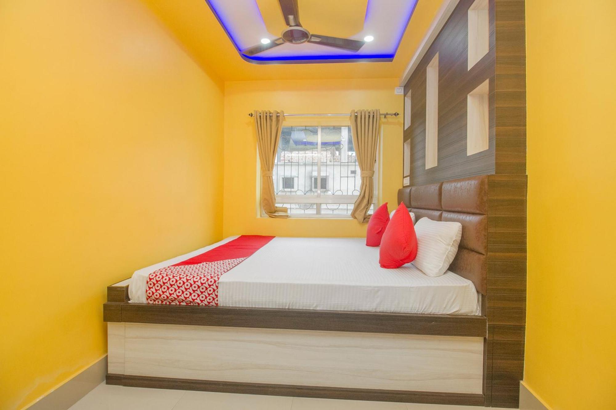Super Hotel O Kalpana Residency Inn Силигури Экстерьер фото